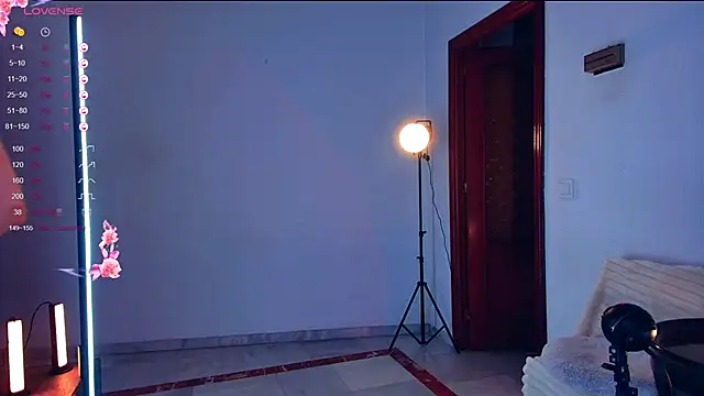 Snapshot of Arielle__03 chatting on October 2025 12:41:02 AM Arielle 03 online show from October 2025 12:41:02 AM