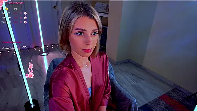 Snapshot of Arielle__03 chatting on November 2025 02:01:01 AM Arielle 03 online show from November 2025 02:01:01 AM