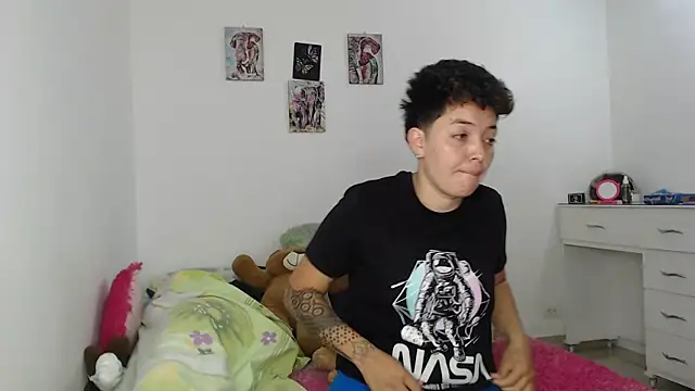 kathy luisa online show from October 2025 11:17:02 PM