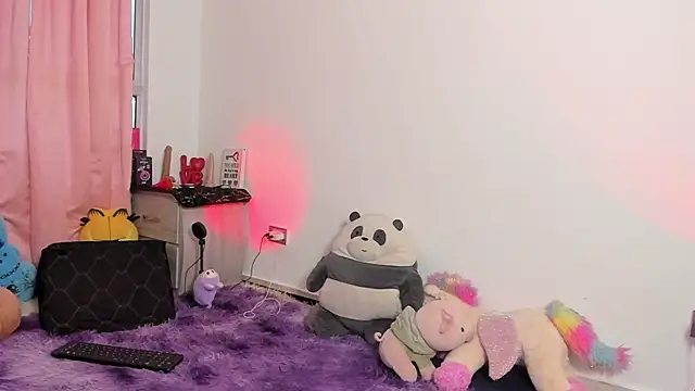 SophieRossi online show from April 2026 09:01:02 PM