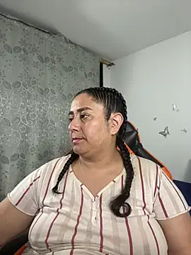 Snapshot of agathaxxx-69 chatting on June 2026 05:10:01 AM agathaxxx-69 online show from June 2026 05:10:01 AM