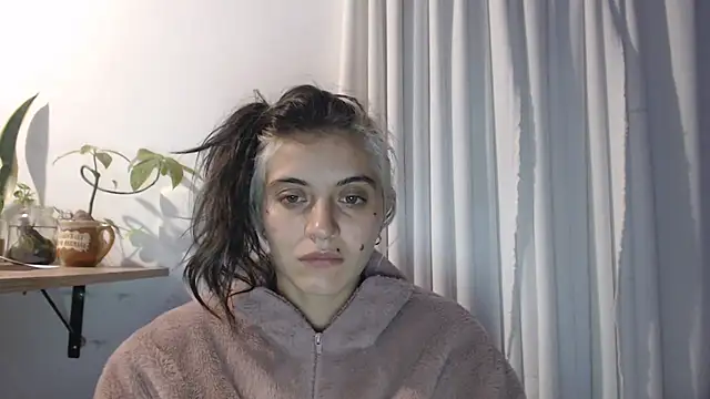 mariecam420 online show from March 2025 02:05:01 AM