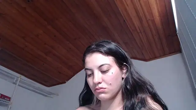 mariecam420 online show from October 2025 05:00:01 PM