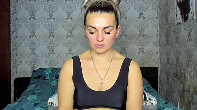 Snapshot of NicoletMoore chatting on December 2025 08:37:02 PM NicoletMoore online show from December 2025 08:37:02 PM