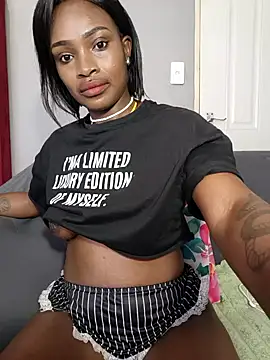 Snapshot of HoneyDropsX chatting on October 2025 08:22:02 AM HoneyDropsX online show from October 2025 08:22:02 AM