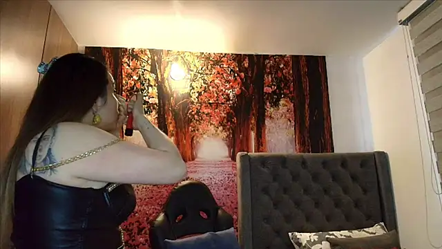 Snapshot of sofia23dirty chatting on November 2025 08:38:02 PM sofia23dirty online show from November 2025 08:38:02 PM