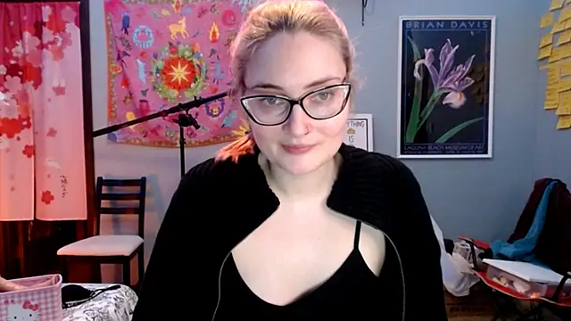 Snapshot of JenniferGwen chatting on February 2025 01:08:01 AM JenniferGwen online show from February 2025 01:08:01 AM