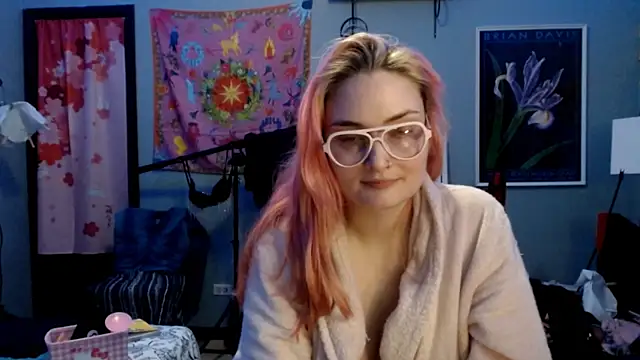 Snapshot of JenniferGwen chatting on February 2025 02:32:02 AM JenniferGwen online show from February 2025 02:32:02 AM