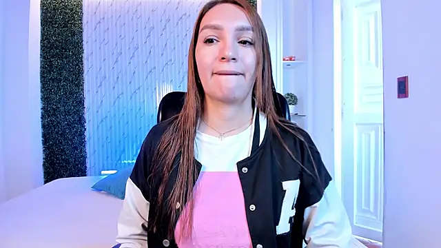 miataylorr1 online show from March 2026 12:32:01 PM