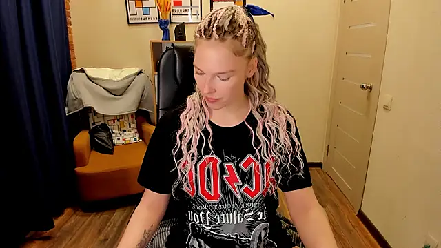  fiona Love online show from March 2026 08:16:02 PM