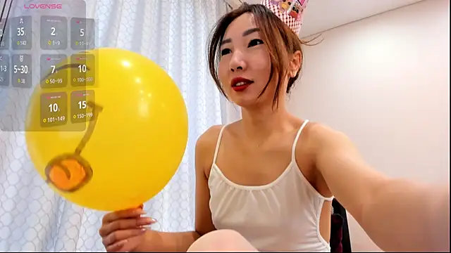 Snapshot of Zoe_klarxxx chatting on July 2026 05:13:01 AM Zoe klarxxx online show from July 2026 05:13:01 AM