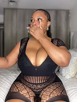 Hyra Ari online show from February 2026 12:36:01 AM