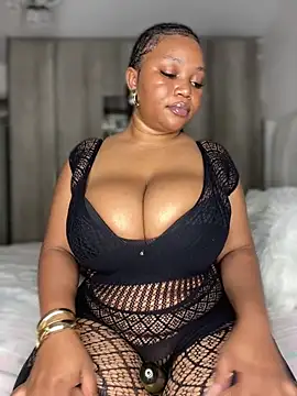 Hyra Ari online show from February 2026 08:16:01 PM