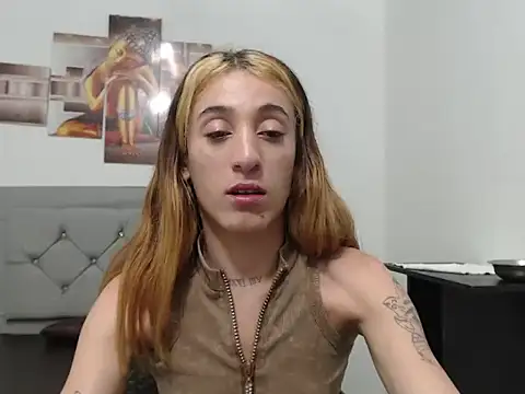 andreahhill online show from May 2026 11:28:02 AM