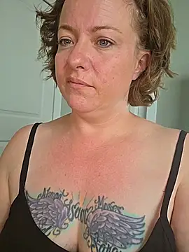 julimonroe online show from May 2026 02:55:02 PM
