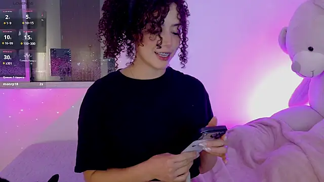 Lia Tinez online show from March 2026 11:34:01 PM