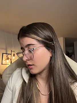 Snapshot of Stormiie777 chatting on October 2025 03:15:02 AM Stormiie777 online show from October 2025 03:15:02 AM