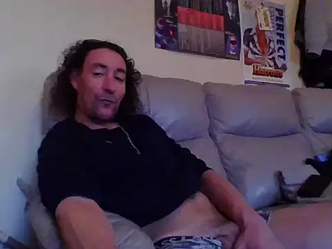 slick tee online show from February 2025 03:26:01 PM