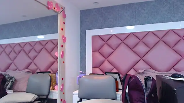 Snapshot of DanielaDuff chatting on February 2026 07:39:02 PM DanielaDuff online show from February 2026 07:39:02 PM