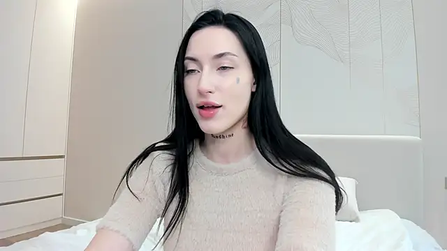 JenniferQueen11 online show from November 2025 08:40:01 AM