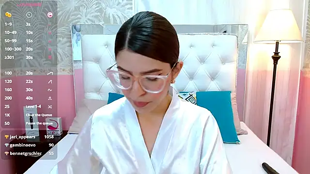 Snapshot of Nat_Bakers chatting on February 2025 10:59:02 PM Nat Bakers online show from February 2025 10:59:02 PM