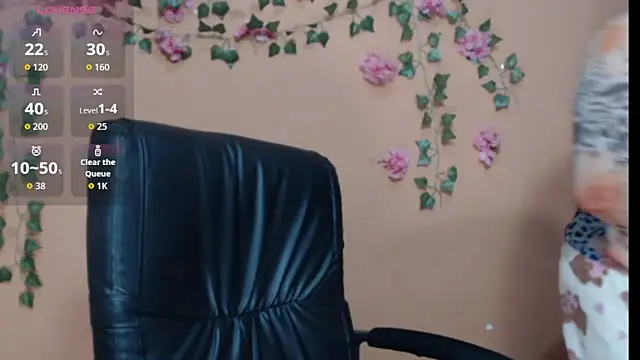 Snapshot of Hellensextits chatting on January 2026 11:15:02 AM Hellensextits online show from January 2026 11:15:02 AM
