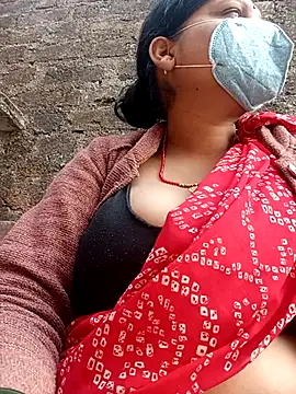 Snapshot of Lattika-Bhabhi chatting on February 2026 11:37:01 AM Lattika-Bhabhi online show from February 2026 11:37:01 AM