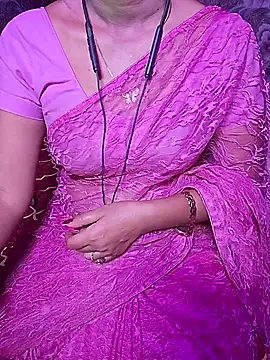 XBHUUME online show from November 2025 04:47:01 PM