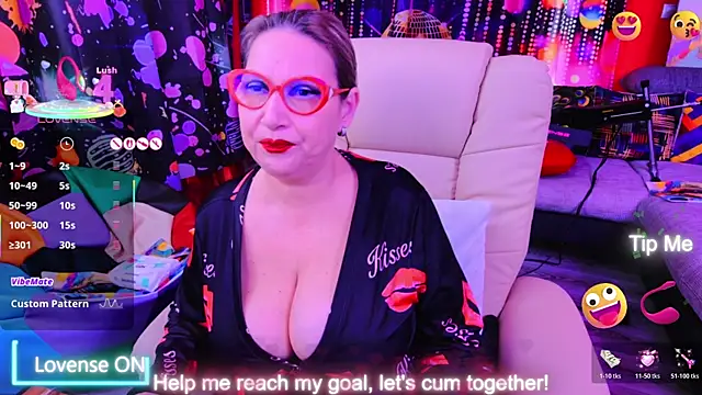 mature lisa naughty online show from February 2026 11:02:02 AM