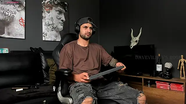 Davevilboy online show from December 2024 04:16:01 PM