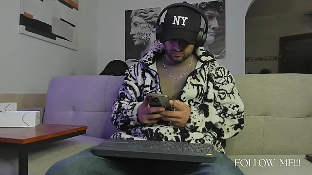 Davevilboy online show from September 2025 01:47:02 PM