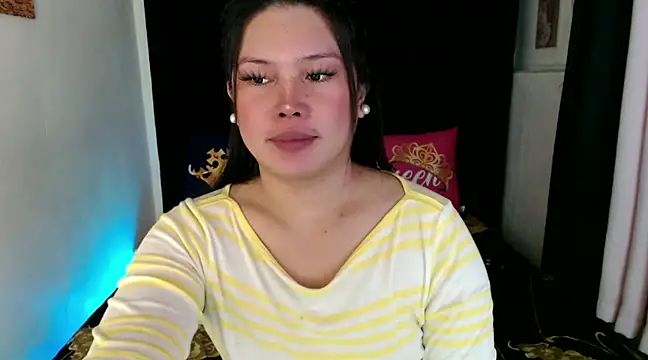 Snapshot of Angelic_Fuckerxxx chatting on February 2025 04:14:02 AM Angelic Fuckerxxx online show from February 2025 04:14:02 AM