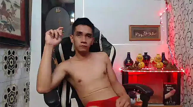 Snapshot of asianmaster27 chatting on December 2024 01:51:01 AM asianmaster27 online show from December 2024 01:51:01 AM