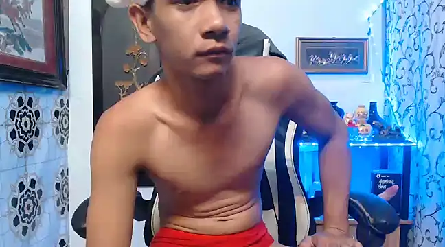 Snapshot of asianmaster27 chatting on December 2024 05:27:02 AM asianmaster27 online show from December 2024 05:27:02 AM