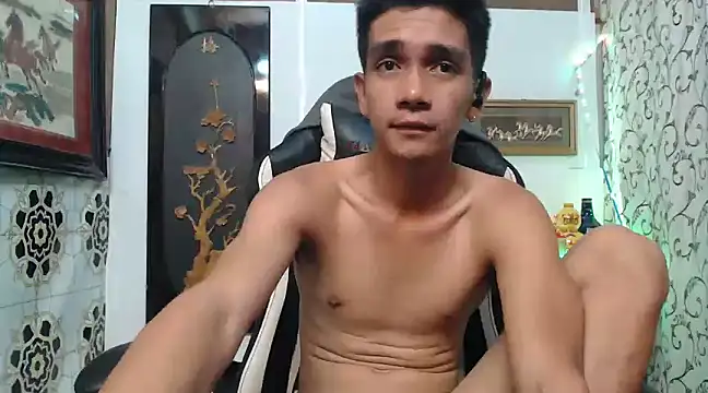 Snapshot of asianmaster27 chatting on December 2024 03:55:02 AM asianmaster27 online show from December 2024 03:55:02 AM