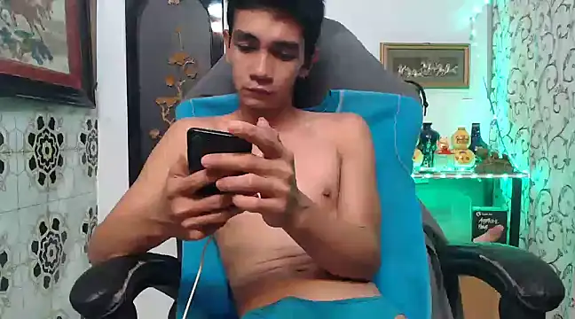 Snapshot of asianmaster27 chatting on January 2025 06:41:02 PM asianmaster27 online show from January 2025 06:41:02 PM