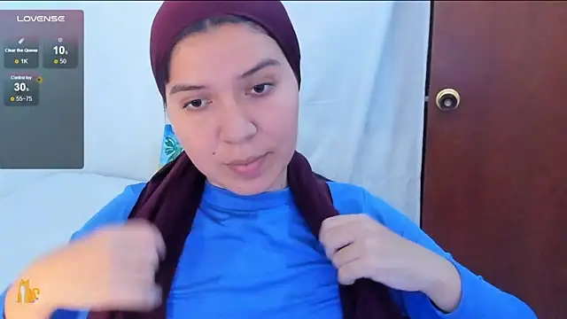 MatchedEyebrow online show from December 2024 10:43:01 PM