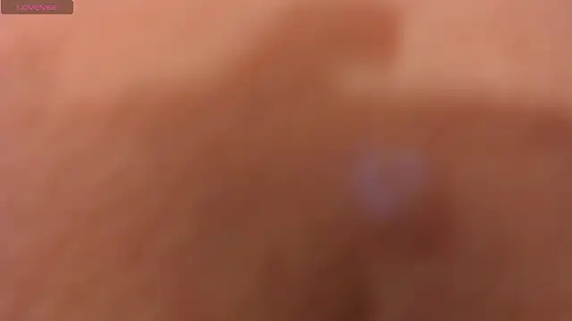 MadelineFox online show from December 2025 08:30:01 AM