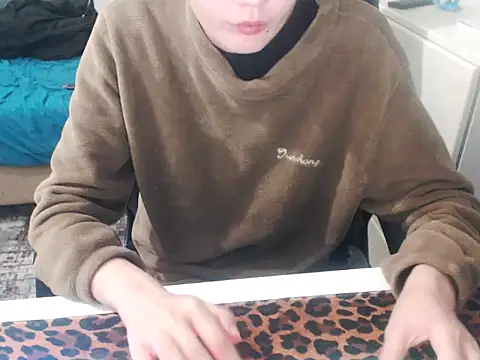 Laco-cO online show from February 2026 08:57:02 PM