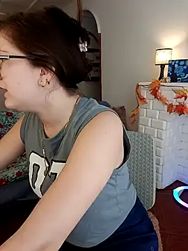 Snapshot of HunnyyLove chatting on January 2025 07:13:02 PM HunnyyLove online show from January 2025 07:13:02 PM