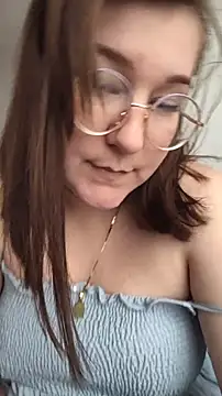 Snapshot of HunnyyLove chatting on October 2025 06:16:02 PM HunnyyLove online show from October 2025 06:16:02 PM