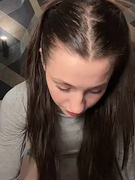 Camilla Railian online show from March 2025 07:26:02 PM