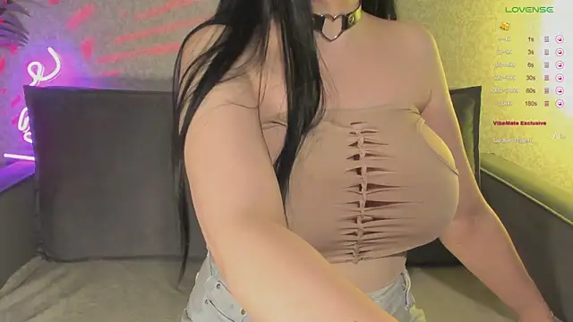 ReinaKousaka online show from February 2026 03:33:02 PM