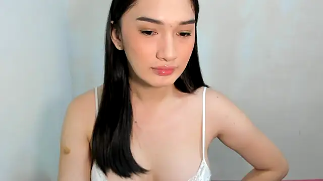 Suselyaa online show from November 2025 01:04:02 AM