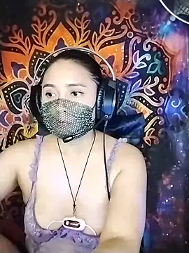  Shimmerlyn  online show from March 2025 04:40:02 PM