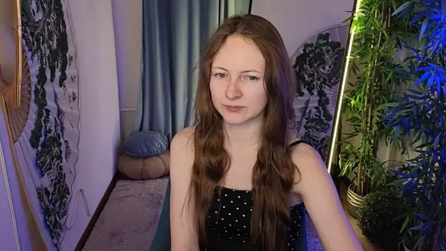 Snapshot of freya_nilsson chatting on December 2024 04:48:01 PM freya nilsson online show from December 2024 04:48:01 PM