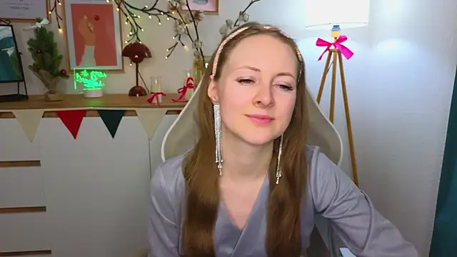 Snapshot of freya_nilsson chatting on December 2024 05:30:01 PM freya nilsson online show from December 2024 05:30:01 PM