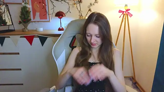 Snapshot of freya_nilsson chatting on January 2025 09:26:01 AM freya nilsson online show from January 2025 09:26:01 AM