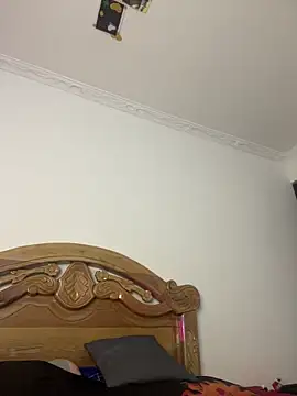 bellaa-w online show from October 2025 01:03:02 PM