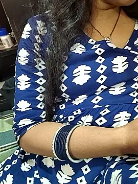 Diya 143 online show from March 2026 07:18:02 PM